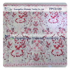 China As flores envolveram-se com tela do laço da neutralização de Polyester&amp;Cotton da videira para o vestido/vestuário das senhoras fornecedor