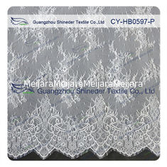 China Laço nupcial de Chantilly da flora bonita para o vestido de casamento com material de nylon fornecedor