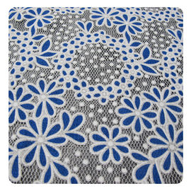 Neutralização colorida círculo do poliéster do algodão por todo o lado na tela do laço da flor para a roupa da criança fornecedor