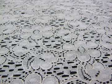 Tela de nylon do laço do algodão floral do marfim com tingidura livre do AZO para a senhora Pingamento CY-DK0029 fornecedor