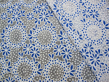 Neutralização colorida círculo do poliéster do algodão por todo o lado na tela do laço da flor para a roupa da criança fornecedor
