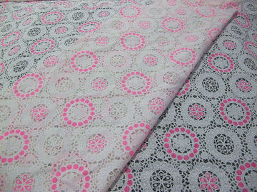 Neutralização geométrica cor-de-rosa do algodão da tela do laço do poliéster por todo o lado no laço para a senhora Roupa (CY-DK0041) fornecedor