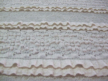 Tela nupcial Multilayer Eco 50' amigável da guarnição do laço do estiramento “- 52&quot; 'CY-LW0182 fornecedor