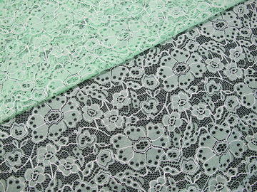 Teste padrão de flor bordado do verde da tela do laço do algodão nylon durável feito sob encomenda fornecedor