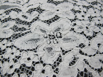 Tela amarrado branca bonita do laço/tela laço do jacquard pela jarda fornecedor