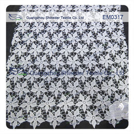 A flor da Cinco-pétala bordou a tela do laço para o vestuário/senhoras veste-se/vestido de casamento fornecedor