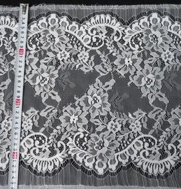 Guarnição de nylon do laço do ilhó, laço nupcial da vieira floral para o vestido de noite fornecedor