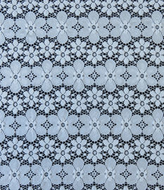 Guarnição floral azul elástica da tela do laço do Spandex de nylon para a senhora Vestuário fornecedor